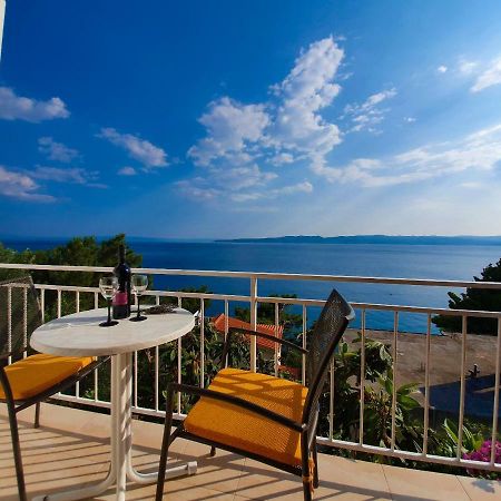 Apartmani Renata Brela Luaran gambar